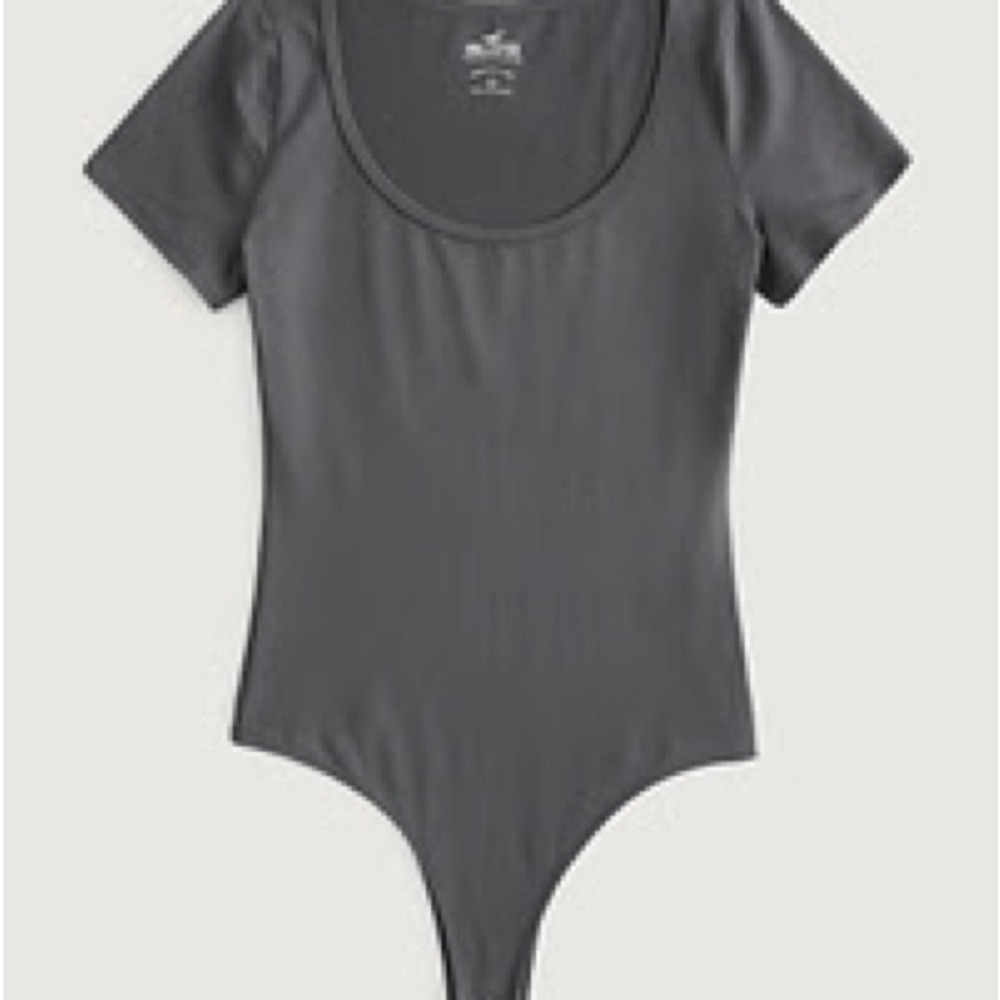 Hollister Charcoal Short Sleeve Top
